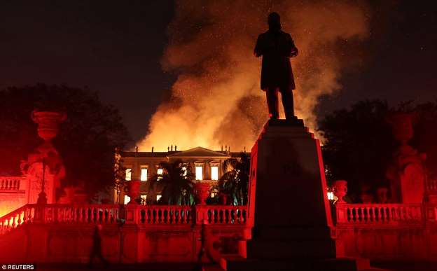 great fire bangs the National Museum 
