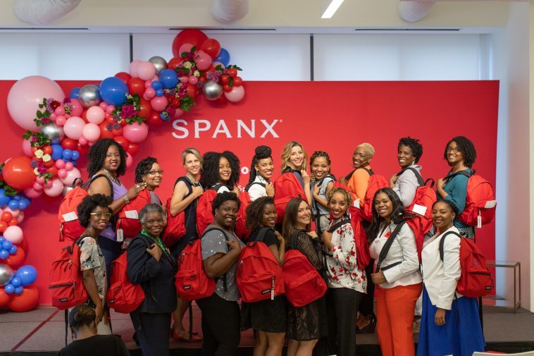 Spanx’s Ceo Surprises All Employees With Two First Class Plane Tickets, $10,000 Cash
