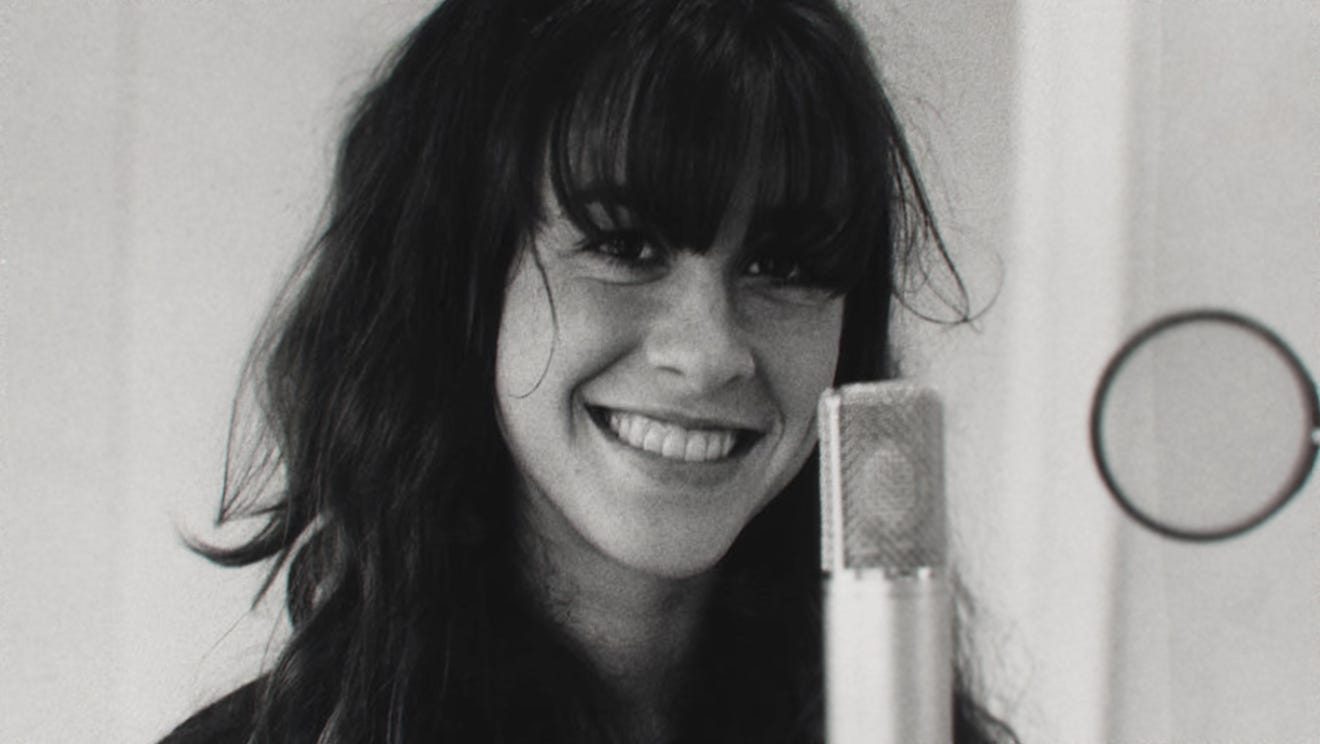 Alanis Morissette Says ‘jagged’ Documentary Has False Facts!