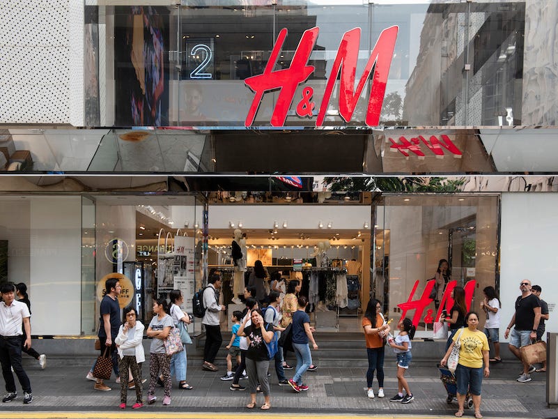 H&m Temporarily Shut New York Store!