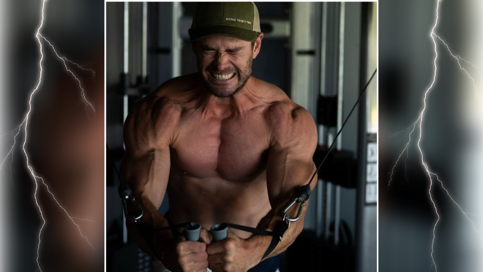 Chris Hemsworth’s “exhausting” Workout To Turn Into The God Of Thunder For “love And Thunder.”