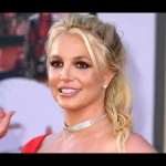 Britney Spears Spotted With Bandage And Cut On Her Leg After Dancing With Knives