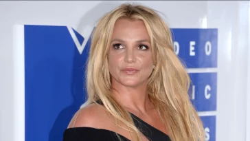 Britney Spears Reveals How She And Justin Timberlake Hid Pregnancy From Family
