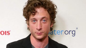 Jeremy Allen White Gained 40 Pounds Of Muscle For ‘the Iron Claw