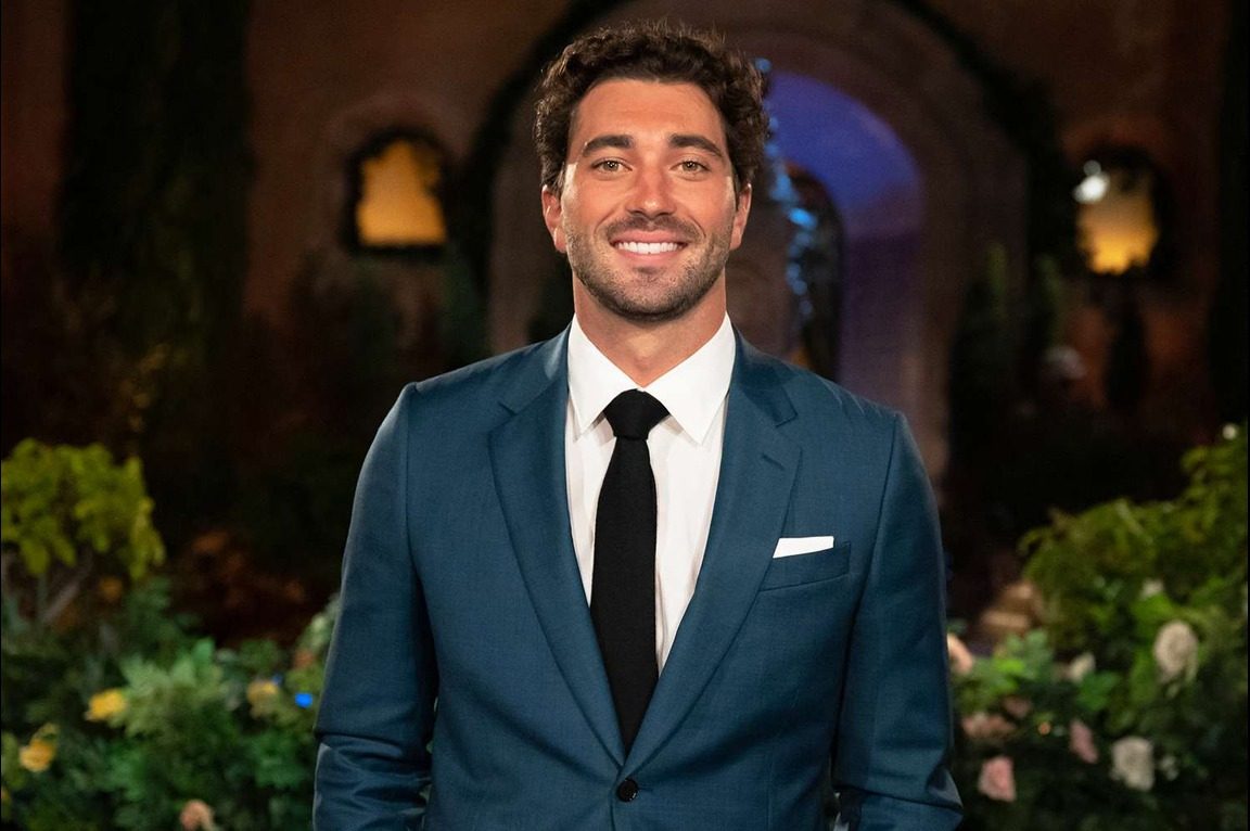 Bachelor Joey Graziadei Knows How Weird It Is That He’s Dating Sisters