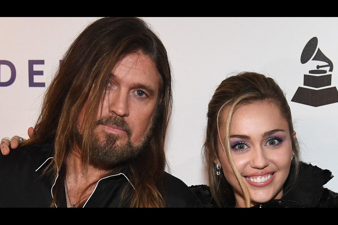 Miley Cyrus Didn’t Thank Her Dad Billy Ray